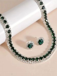 Stylish Emerald Green Zircon Necklace Set With Earrings (ZV:29565)