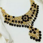 Stone Necklace Set with Earrings and Bindia (Code:22596) - Image 3